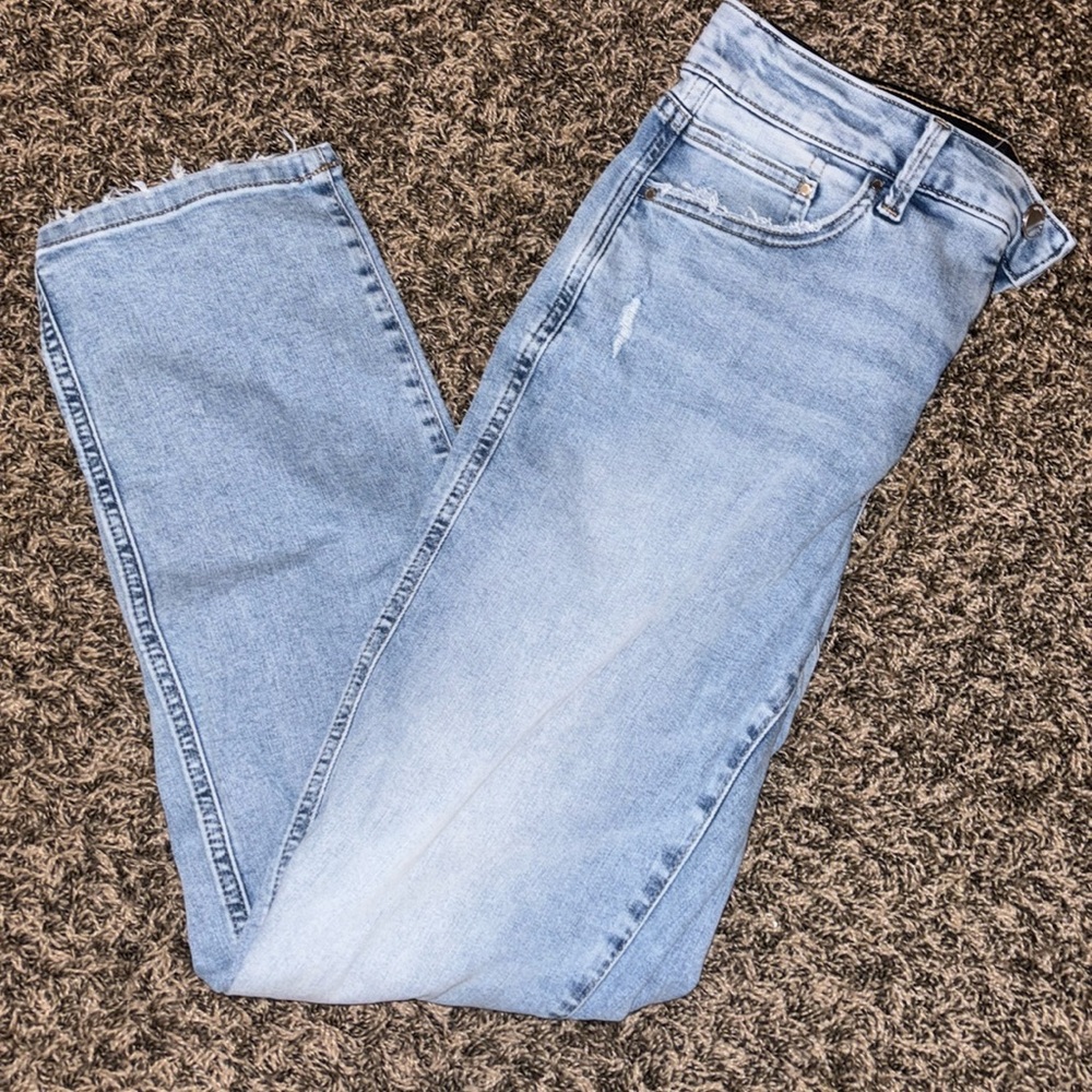Everted Skinny Jeans
